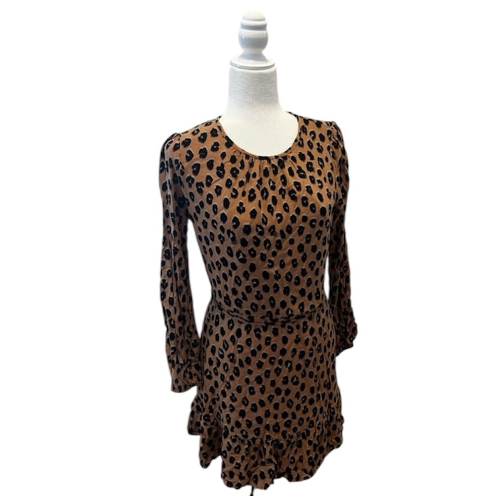 HP 🎉Leopard Print Long Sleeve Dress